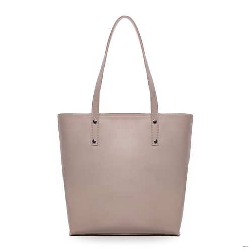 Велика вмістка сумка в класичному стилі від українського бренду ТМ "LucheRino". Виготовлена з шкірозамінника високої якості з легким відблиском, а підкладка з цупкого текстильного матеріалу.