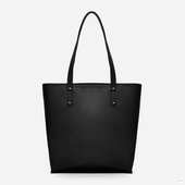 
                             Велика вмістка сумка в класичному стилі від українського бренду ТМ "LucheRino". Виготовлена з шкірозамінника високої якості з легким відблиском, а підкладка з цупкого текстильного матеріалу.